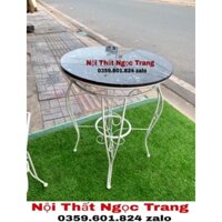 bàn tròn chân sắt cafe ban công