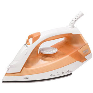 Bàn ủi hơi nước Beko SIM3117