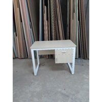 bàn văn phòng chân sắt chắc chắn kích thước 1m