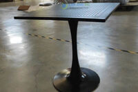 Bàn vuông tulip mặt nhựa PP cao cấp LAB13