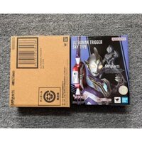 Bandai SHF Triga Ultraman Air Type Speed Type Mẫu Happy Type