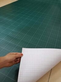 Bảng Decal dán tường kẻ ô ly viết phấn, chống lóa, kích thước từ 60cm đến 5m(4 ô li)