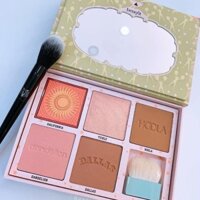 Bảng khối và má Benefit Pink Squad