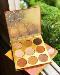 Bảng màu mắt Juvia’s Place the warrior