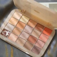 bảng màu phấn mắt,má kiss mophy