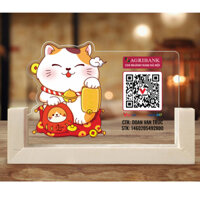 Bảng mèo thần tài in mã qr code đế chữ U để bàn chất liệu mica in theo yêu cầu chất lượng.