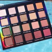 Bảng phấn mắt violet voss