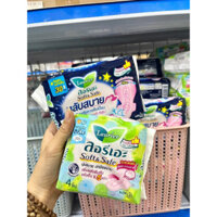 Băng Vệ Sinh Nhật Bản Laurier - Lốc 12 Gói Tặng 1 Gói