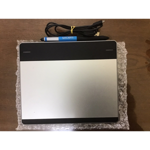 Bảng vẽ Wacom Intuos Pen Small CTL 480