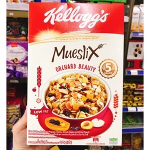 Bánh ăn sáng ngũ cốc Kellogg's Mueslix Orchard Beauty 375g