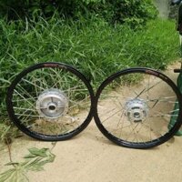 Bánh căm cho ex135 và 150