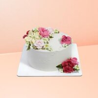 Bánh Kem Sữa Tươi Mẫu 4 size 18cm