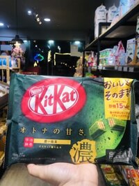 Bánh KitKat vị Trà Xanh Nhật – 13 thanh