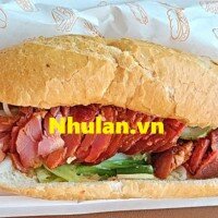 Bánh mì ốp la+thịt +chả+pate