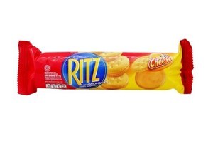 Bánh quy kẹp kem phô mai Ritz gói 118g