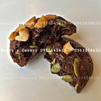 Bánh quy socola chảy phủ hạt giòn