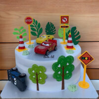 Bánh sinh nhật mô hình -ô tô con đường trưng bầy chụp ảnh