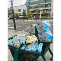 Bánh su kem nhân sữa và chocolate hàng bay Air nội địa Hàn