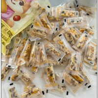 Bánh sữa + táo đỏ + xoài của ba con sóc