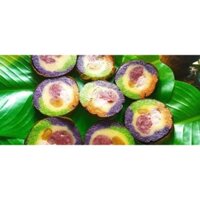 bánh tét tam sắc thịt 3 rọi,trứng muối,lạp xưởng tươi loại ngon đòn 1.2kg