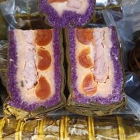 bánh tét trứng muối lá cẩm trà vinh