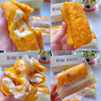 bánh trứng cuộn chà bông kem hằng du mục