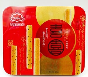 Bánh trứng cuộn vị mè Serena hộp thiếc 384g