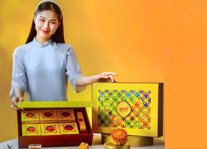 Bánh trung thu Givral Combo Trăng yêu Thương 2 - 150gr, 1 trứng, 6 bánh