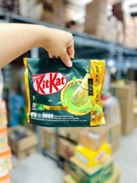 Bánh xốp Kitkat trà xanh bịch/48b*8thanh