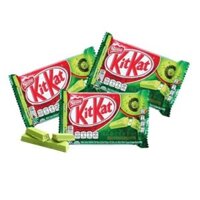 Bánh xốp socola thanh 4F vị trà xanh KitKat 35 g (3 thanh/gói)