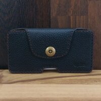 Bao Da Đeo Lưng Iphone 4/4S Màu Đen