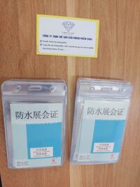 Bao đeo thẻ nhựa dẻo trong, JL-207 bảng đứng Hàn Quốc ( 1 hộp 50 cái)