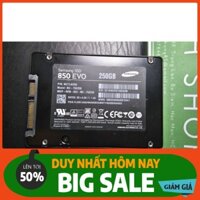 BÃO GIÁ  Ổ cứng ssd 250gb Samsung 850 EVO, hàng tháo máy chính hãng, bảo hành 3 năm $$