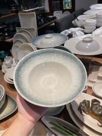 Bát chiết yêu 20cm kem phun đen