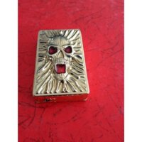 Bật lửa mặt lạ độc đáo