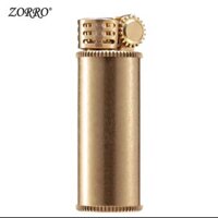 BẬT LỬA XĂNG ĐÁ ZORRO ĐỒNG KHỐI BRASS VÀNG BỤI TRỤ TRÒN THẤP ZO35T