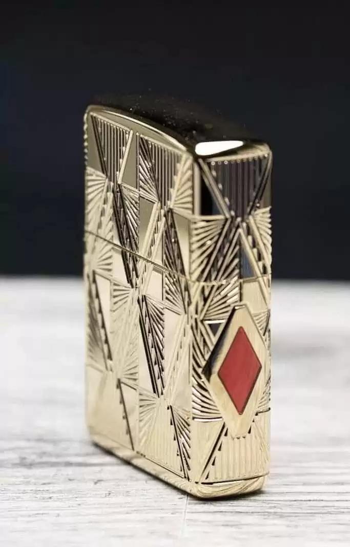 Bật lửa Zippo Luxury Diamond Design
