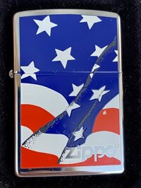 Bật lửa Zippo Quốc kỳ Mỹ năm 2006 - Made in USA