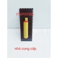 Bay thép Bay Ốp Lát Răng Cưa Cán Nhựa (30x11cm) .( COMBO 10 CÁI ) GIA MỸ