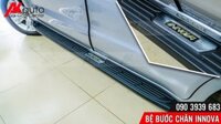 Bệ bước chân xe Innova