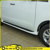 Bệ bước chân xe Toyota Innova