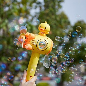 Bé yêu chuẩn bị đi mẫu giáo - Máy bay bong bóng