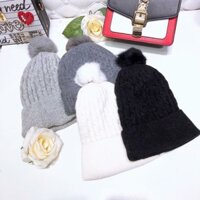 Beanie quả bông