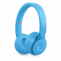 Beats Solo Pro Light Blue