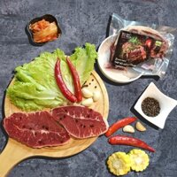 Beefsteak Thịt Bò Mỹ (Khay 200gr) tỷ lệ vân mỡ hoàn hảo giúp thịt đạt tới độ mềm lý tưởng, vị thơm ngon, béo ngậy