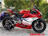 BEN NÂNG XE DUCATI 959
