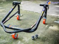 Ben nâng xe phân khối lớn (PKL)
