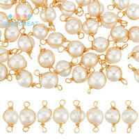 Benecreat 1 Hộp 40 Cái Đầu nối hạt nước ngọt được nuôi cấy Charm Liên kết tròn với mạ vàng Dây đồng thân thiện với môi trường quấn hoa trắng 16x7,5x7mm Lỗ: 2,5mm