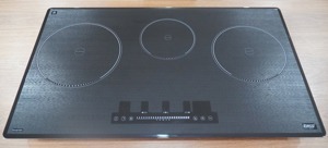 Bếp từ âm 3 vùng nấu Lorca LCI-307