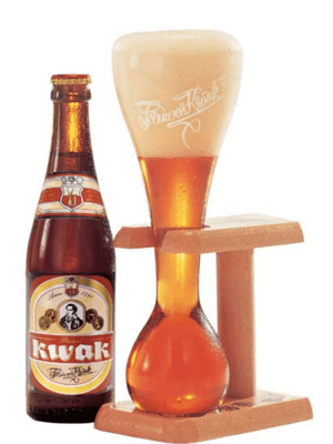 Bia Pauwel Kwak 8,4% - Thùng 12 Chai x 330ml